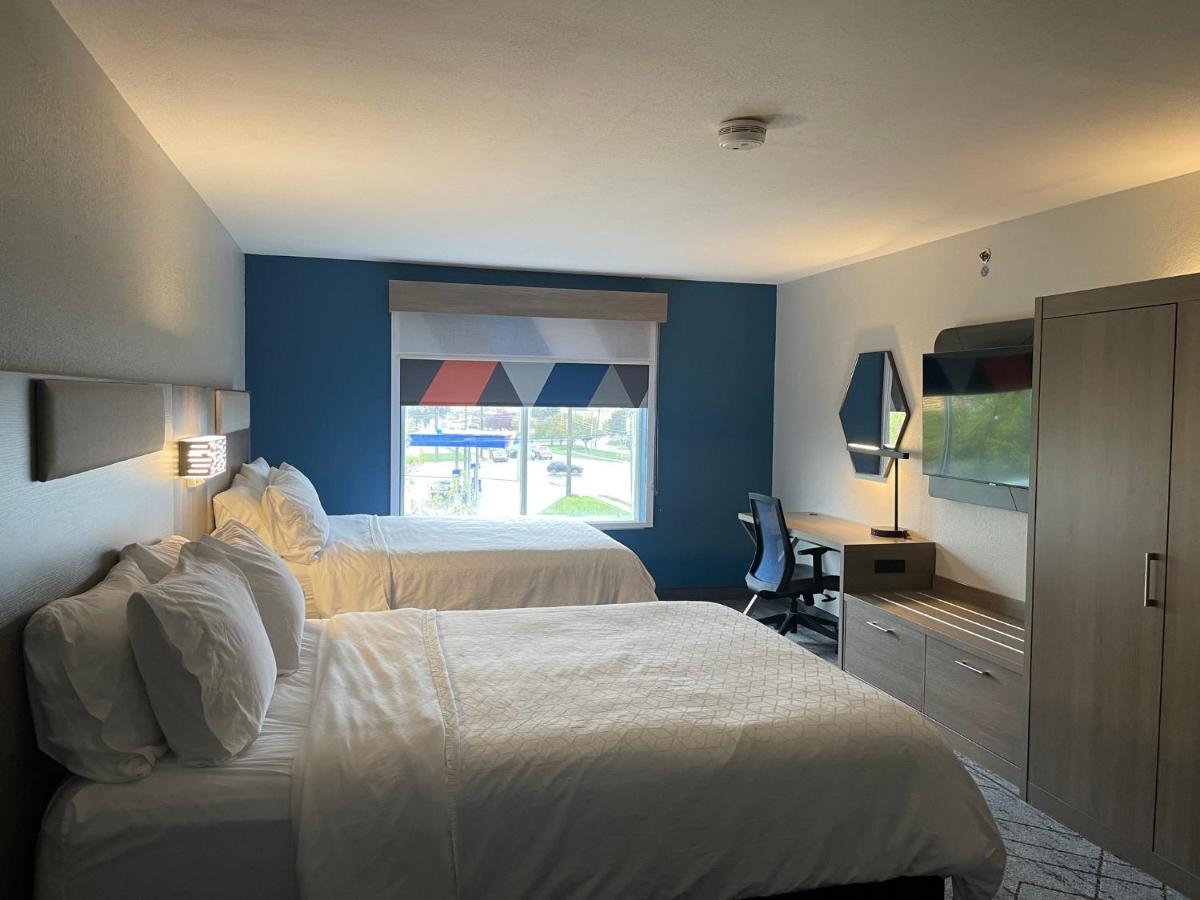 Holiday Inn Express Lapeer By Ihg Εξωτερικό φωτογραφία